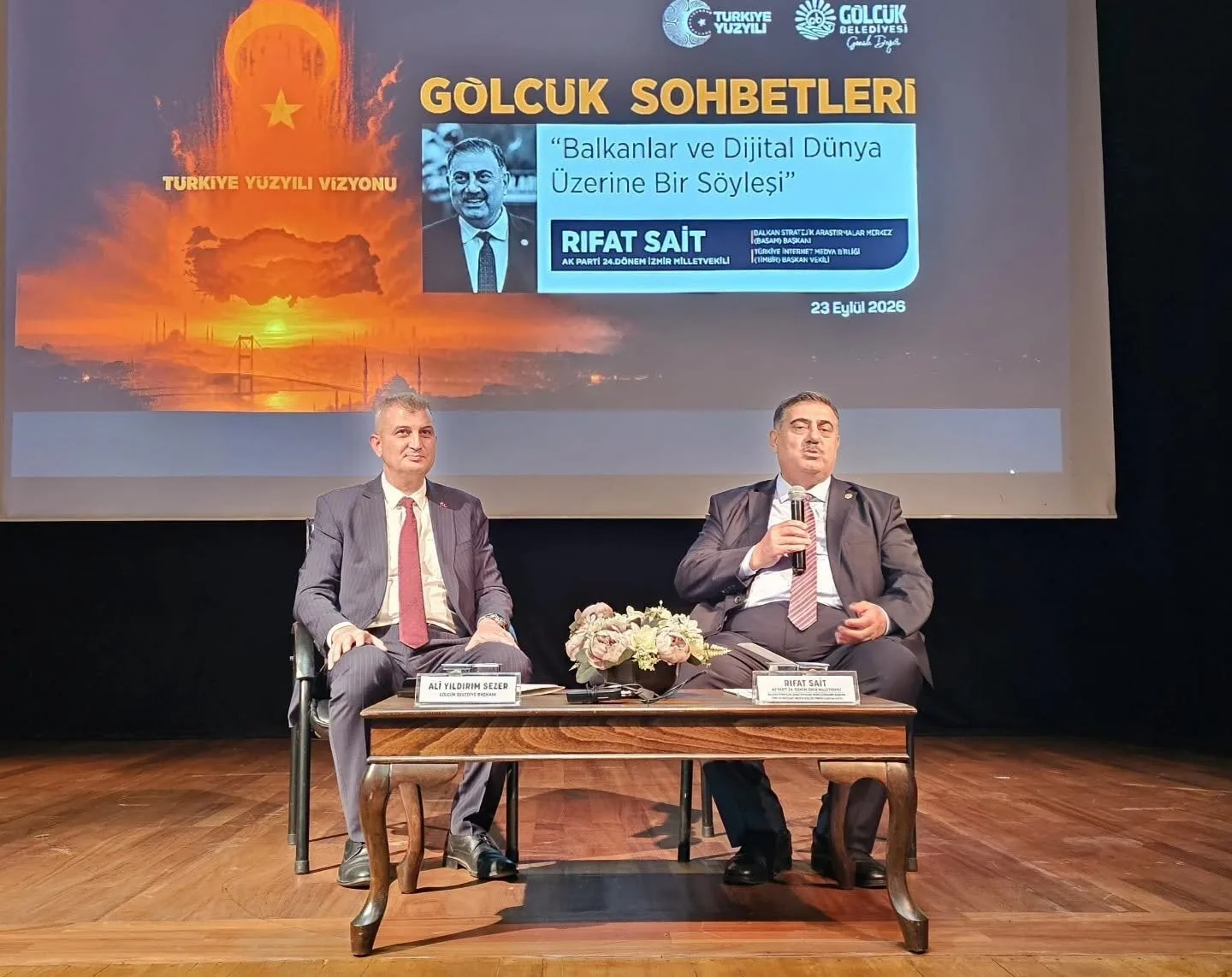 Gölcük’te "Balkanlar ve Dijital Medya" konulu söyleşi düzenlendi