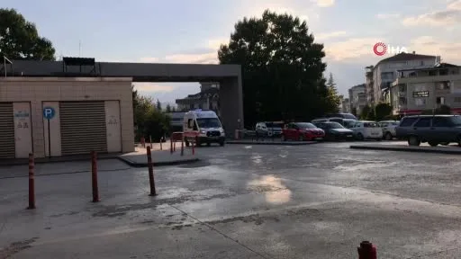 Bursa’da otomobil dere yatağına uçtu: 5 yaralı