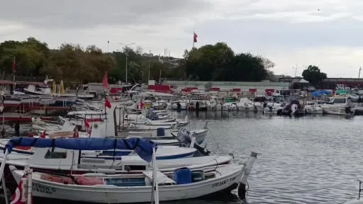 Tekirdağ’da balıkçıların deniz mesaisi fırtınaya takıldı