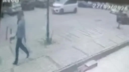 Otobüsün çarpmasıyla ağır yaralanan kadın, hayat mücadelesini kaybetti