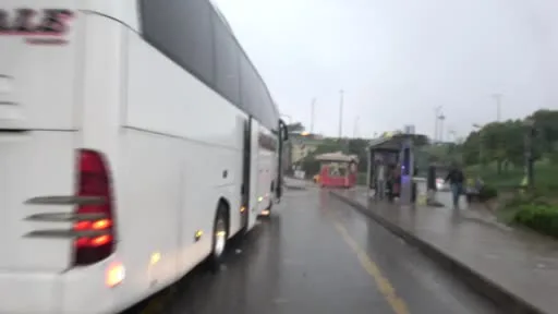 Anadolu Yakası’nda gece başlayan yağış sabah saatlerinde de etkisini sürdürdü