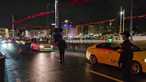 İstanbul Taksim’de ’Huzur İstanbul’ denetimi