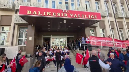 Yaşlılar Günü Balıkesir’de renkli görüntülerle kutlandı
