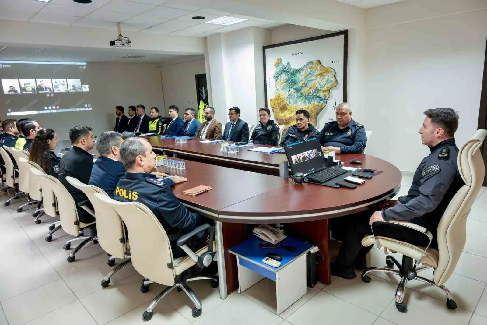 Bilecik’te okul çevrelerinde güvenlik tedbirleri değerlendirildi