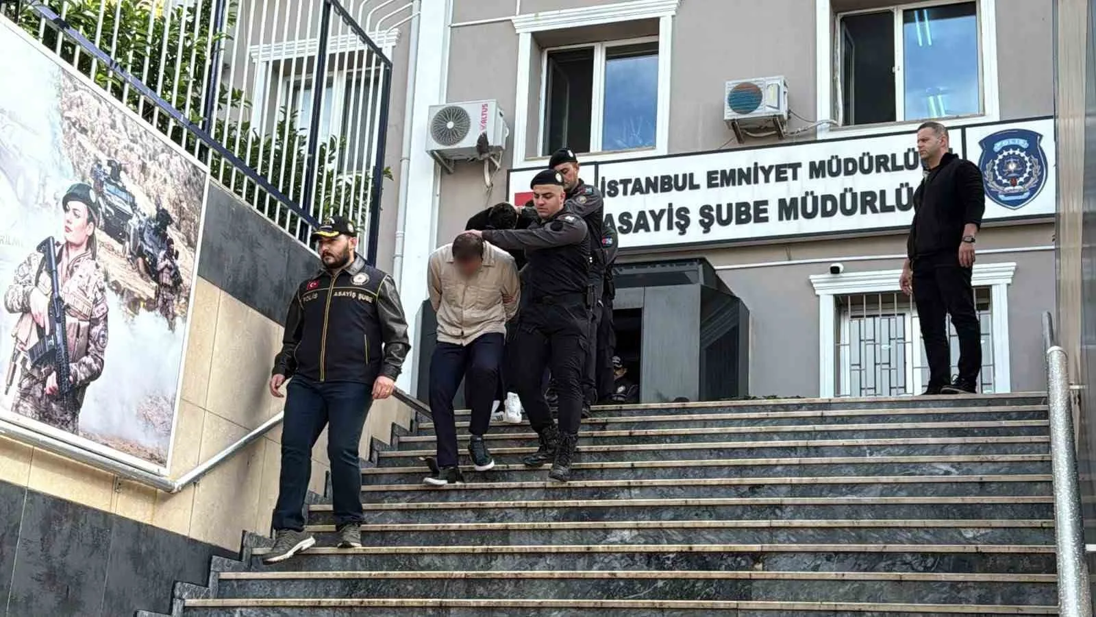 İstanbul’da tehdit ve iş yeri kurşunlama olaylarına ilişkin 11 şüpheli adliyeye sevk edildi