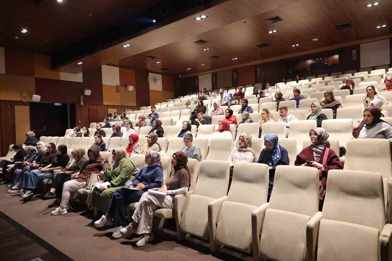 720 KPSS ön lisans adayı bilgilerini birlikte tazeledi
