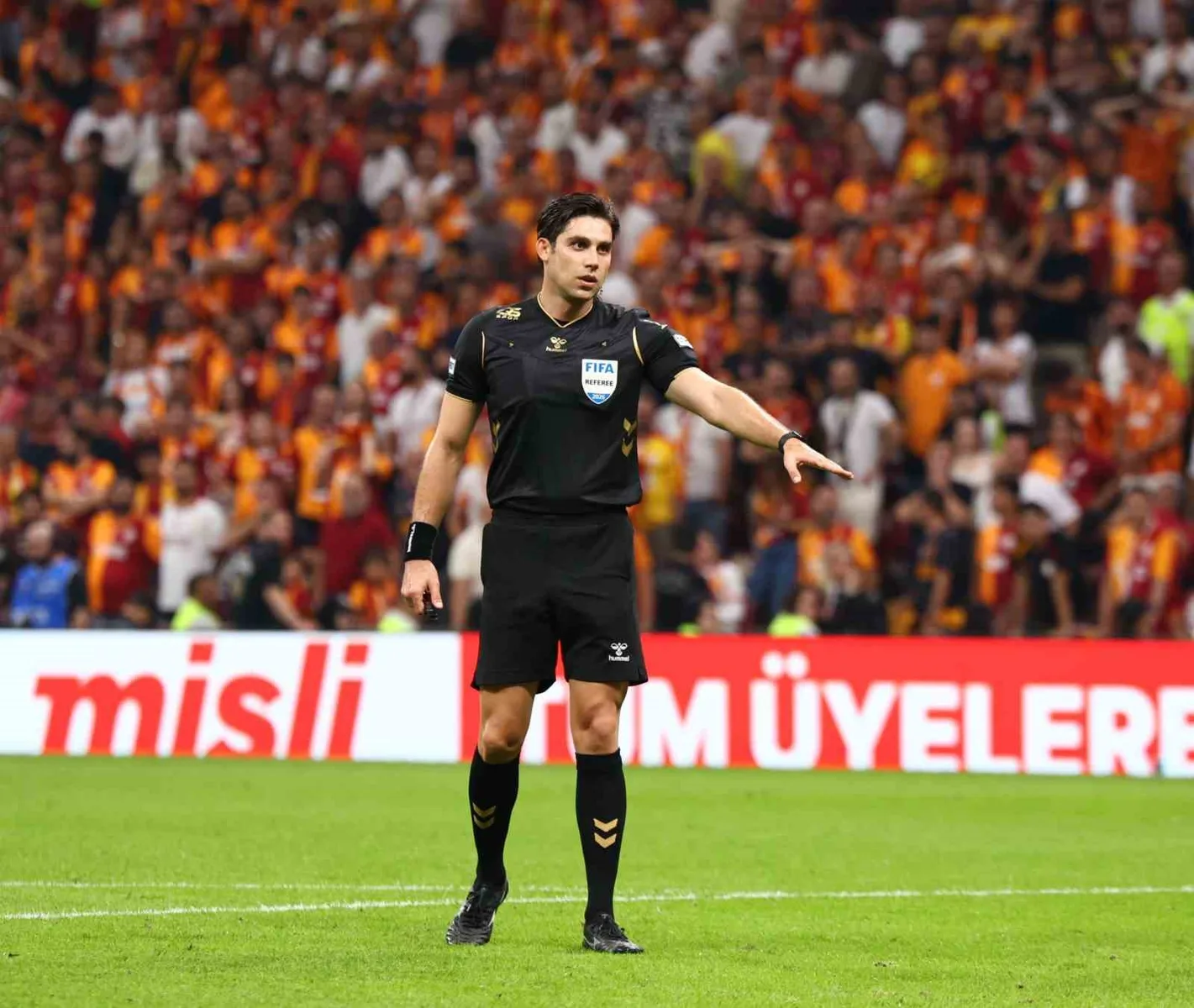 UEFA’dan Mehmet Türkmen’e görev