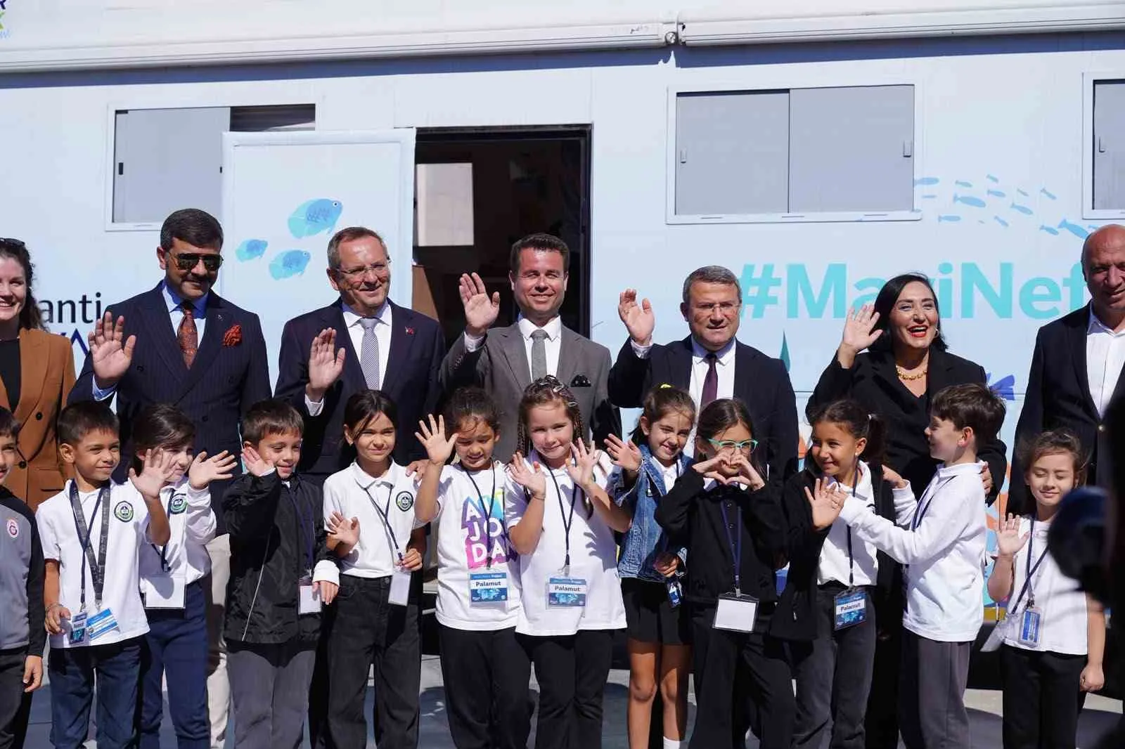 Mavi Nefes Ayvalık’ta çocuklarla geleceğe yol alıyor