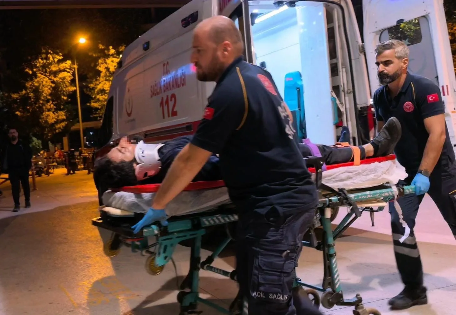 Asansör boşluğuna düşen 29 yaşındaki işçi ağır yaralandı