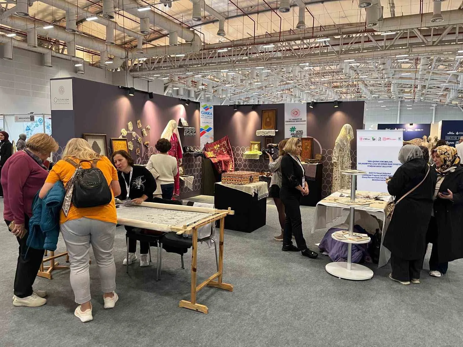 Balıkesir’in asırlık el sanatları Craftİstanbul Fuarı’nda sergilendi