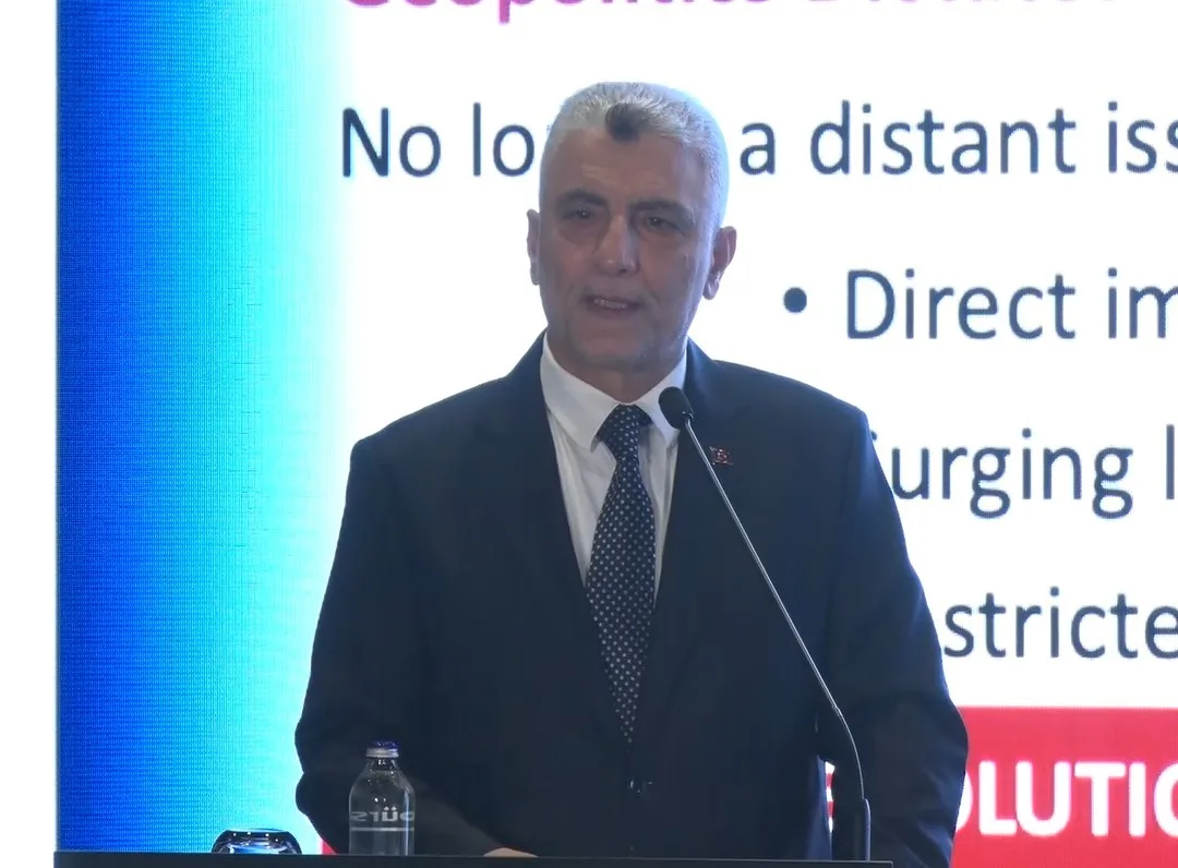 Bakan Bolat’tan yabancı yatırımcılara çağrı: "Geç kalmadınız, Türkiye’ye gelin"