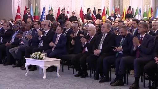 Cumhurbaşkanı Erdoğan: "İster uyuşturucu tüccarı ister terör ve organize suç örgütü üyesi olsun, hukukun dışına çıkan hiç kimseye dünyanın hiçbir yerinde rahat ve huzur olmamalıdır"