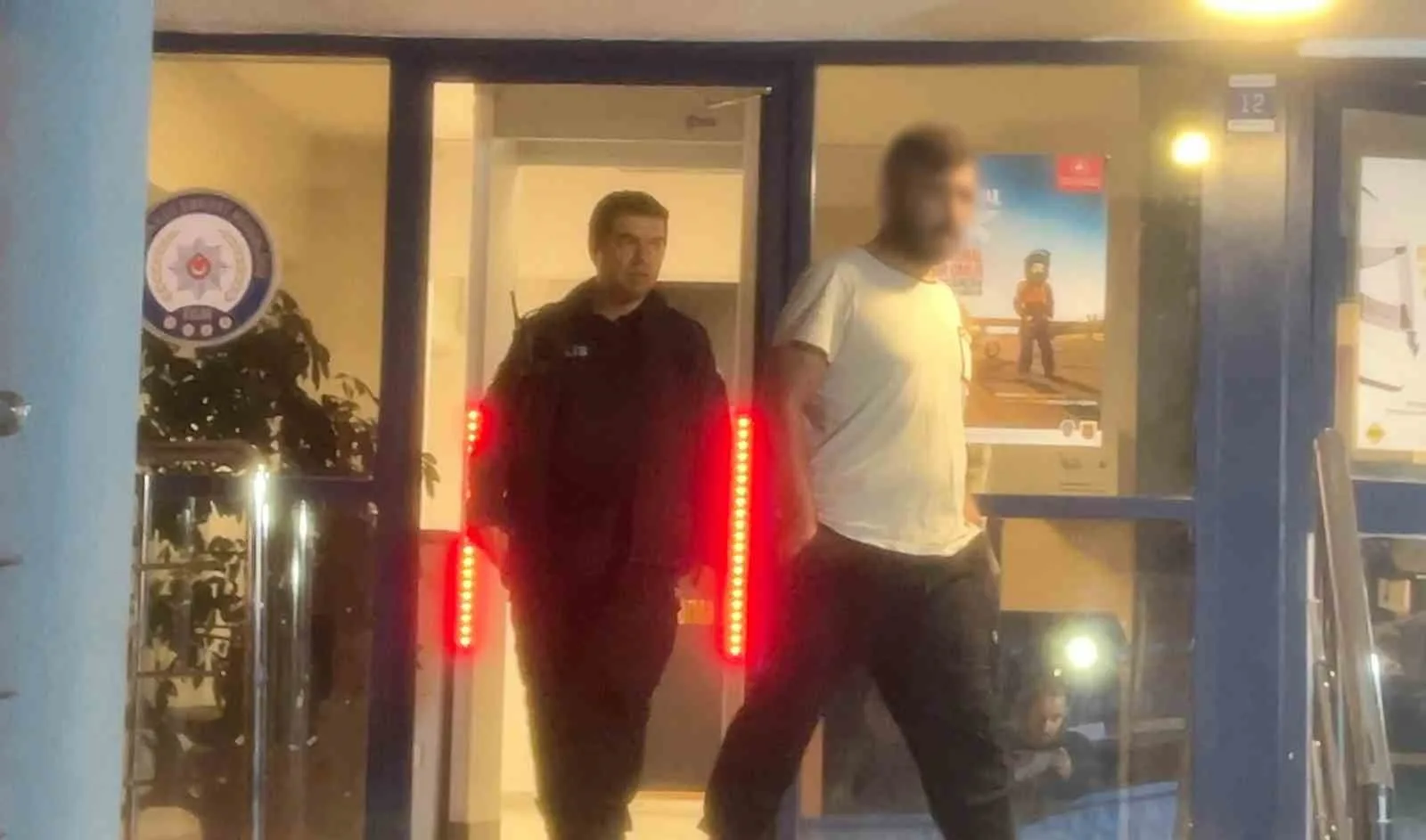 Bursa’da 1,55 promil alkollü sürücü paniği, vatandaşlar peşinden koştu