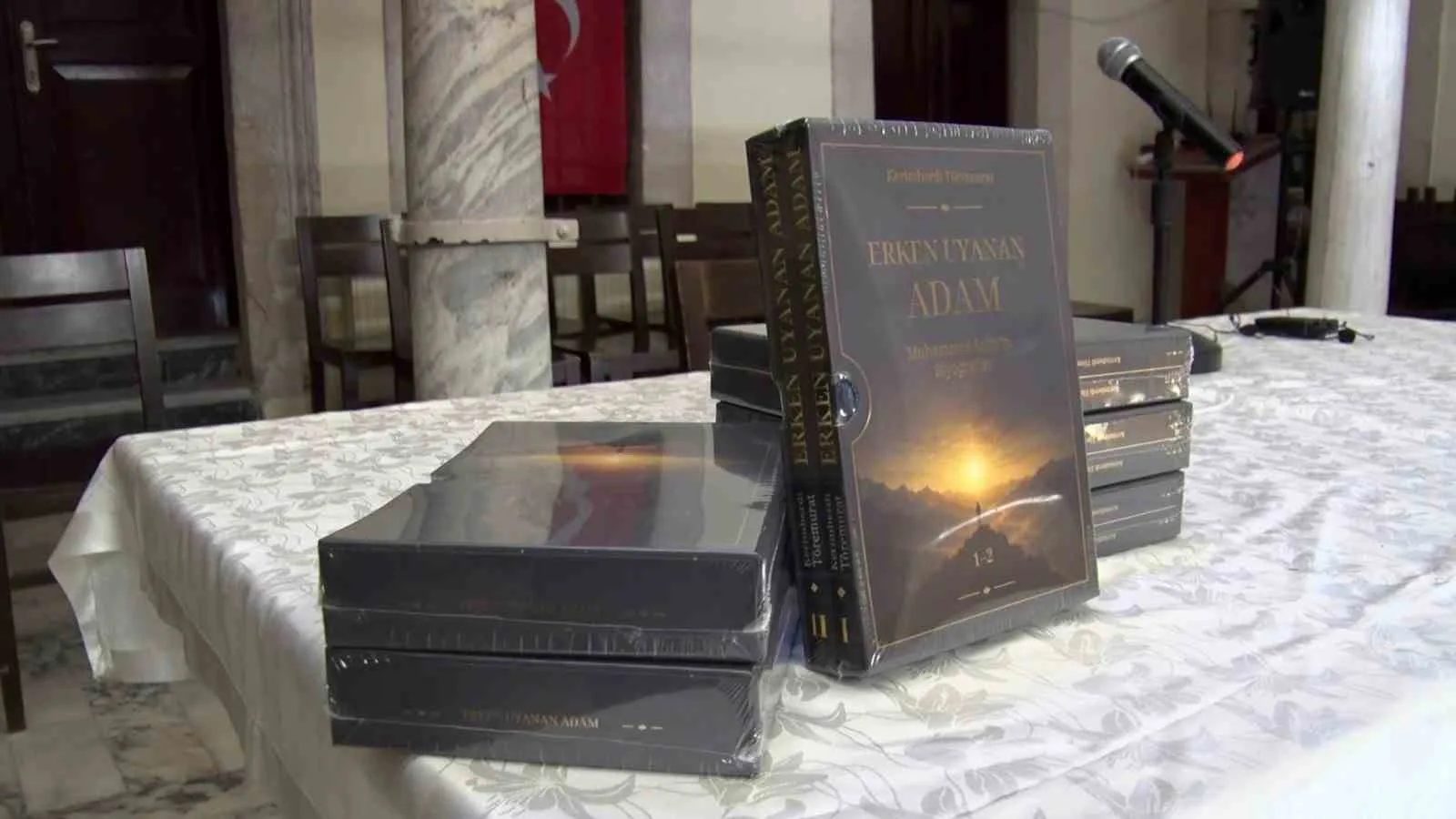 Özbekistan Halk Hareketi Lideri Muhammed Salih’in biyografisi İstanbul’da tanıtıldı