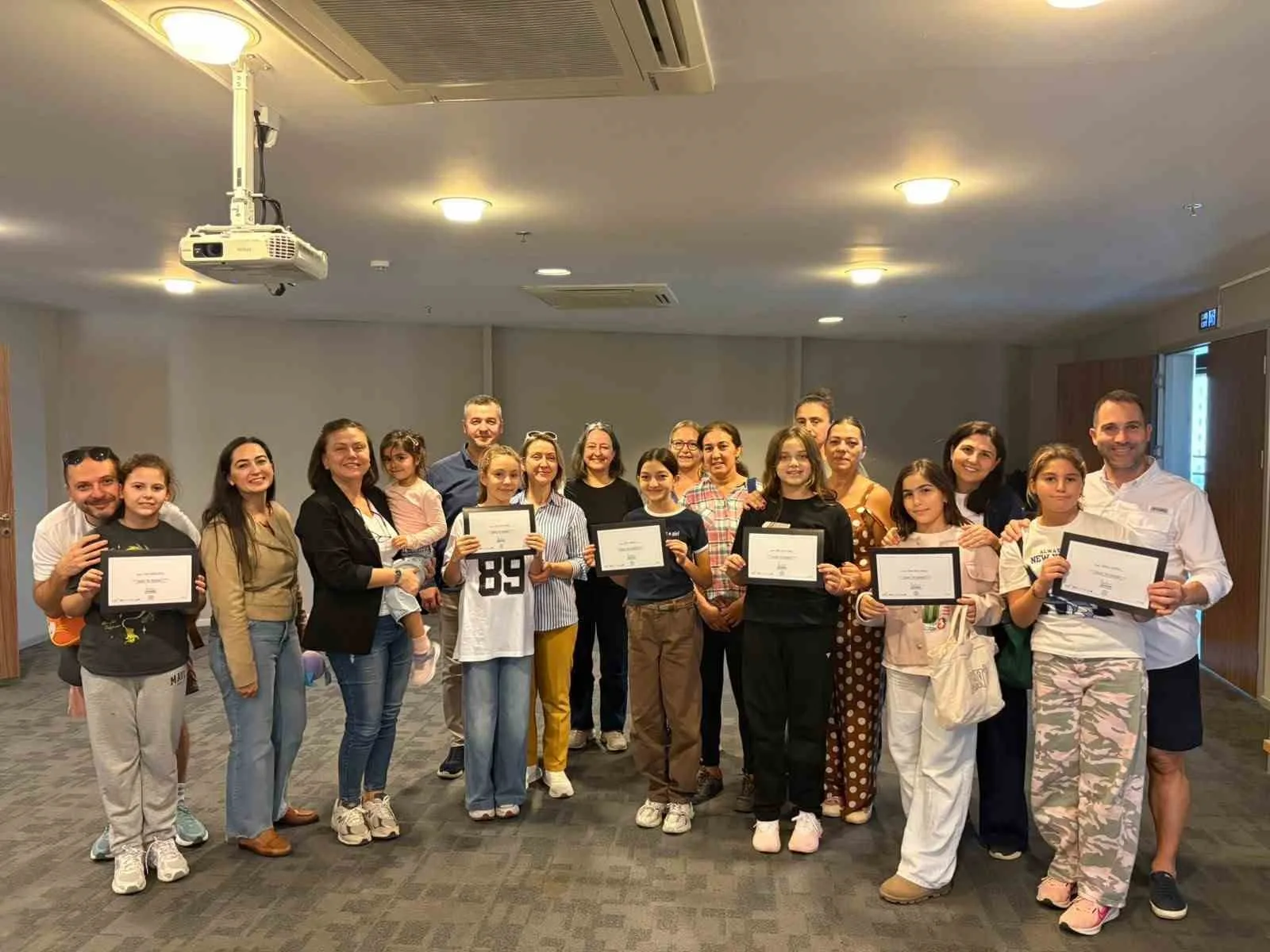 Nilüfer’de kız çocuklarına öz savunma atölyesi