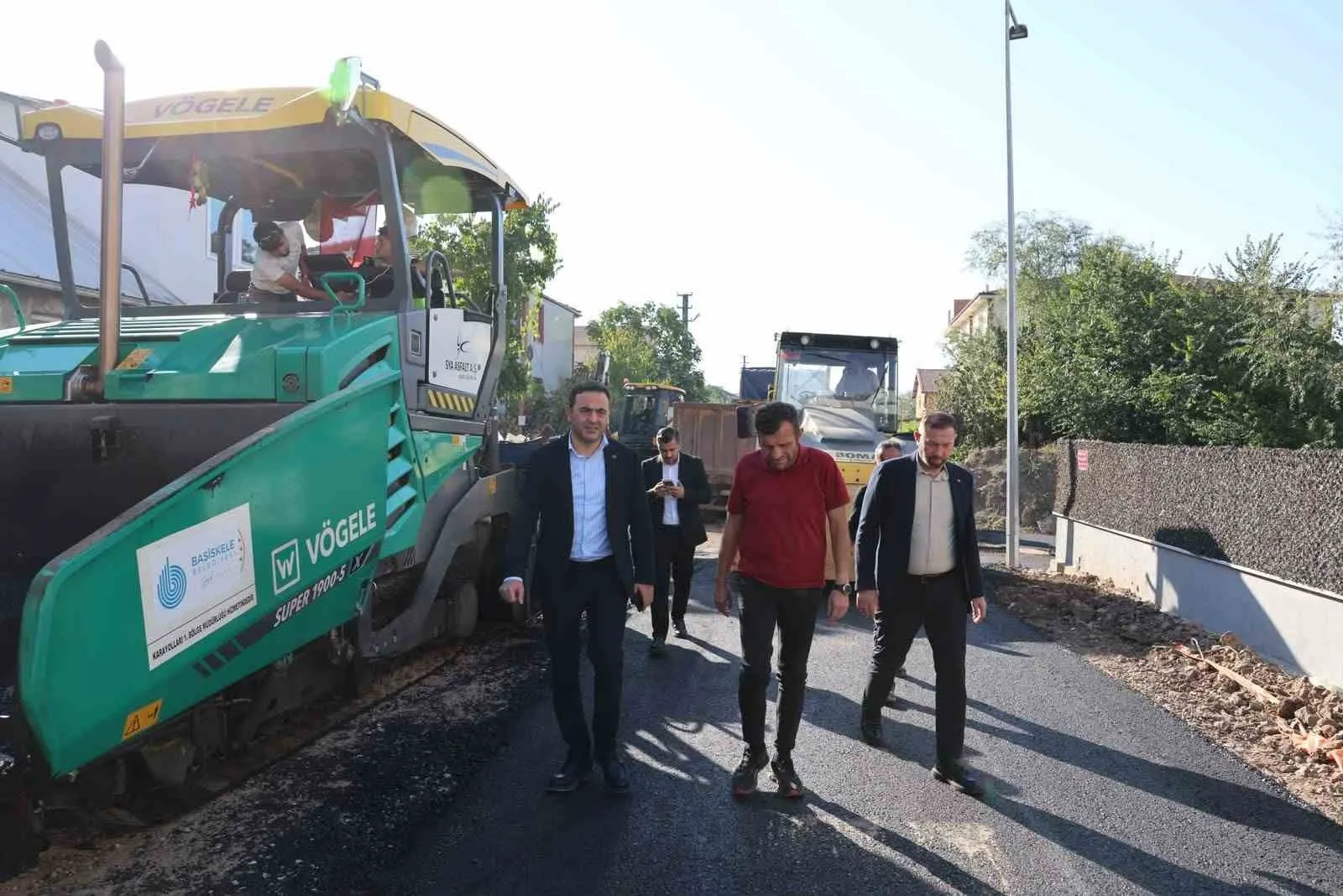 Yeşilyurt Mahallesi’nde asfalt çalışmaları sürüyor