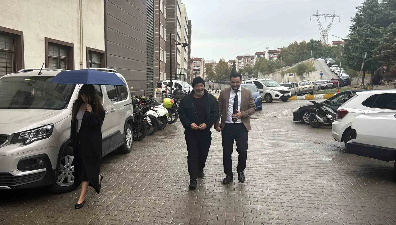Kalp krizi sonrası kontrol için Çanakkale’ye gelen Cem Yılmaz: "Durumum iyi Allah’a şükür, zor bir şey atlattığım için dikkat etmem lazım"