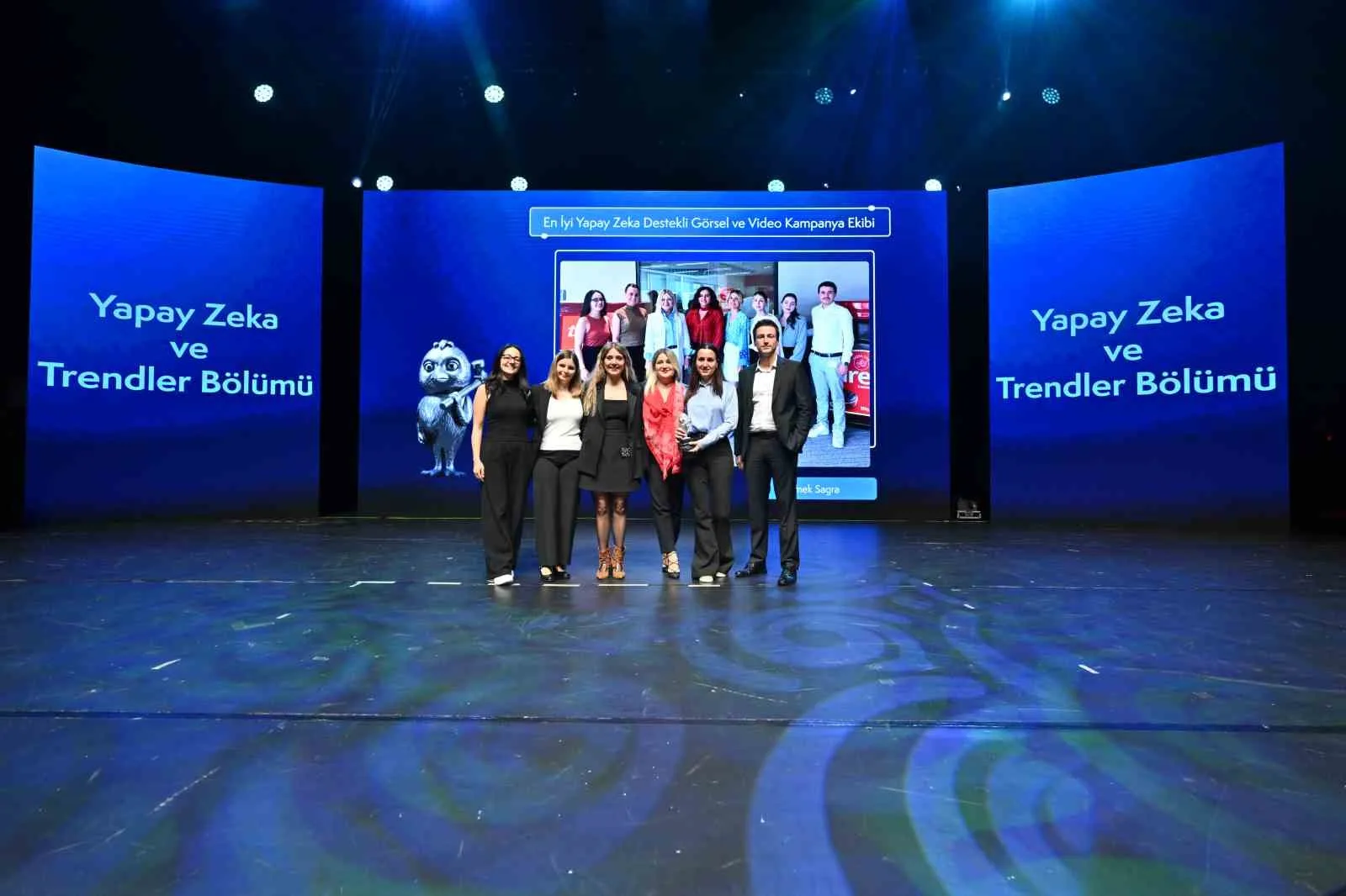 Tadelle’nin ‘Mutlu Kırmızı’ kampanyasına The Hammers Awards’tan ödül