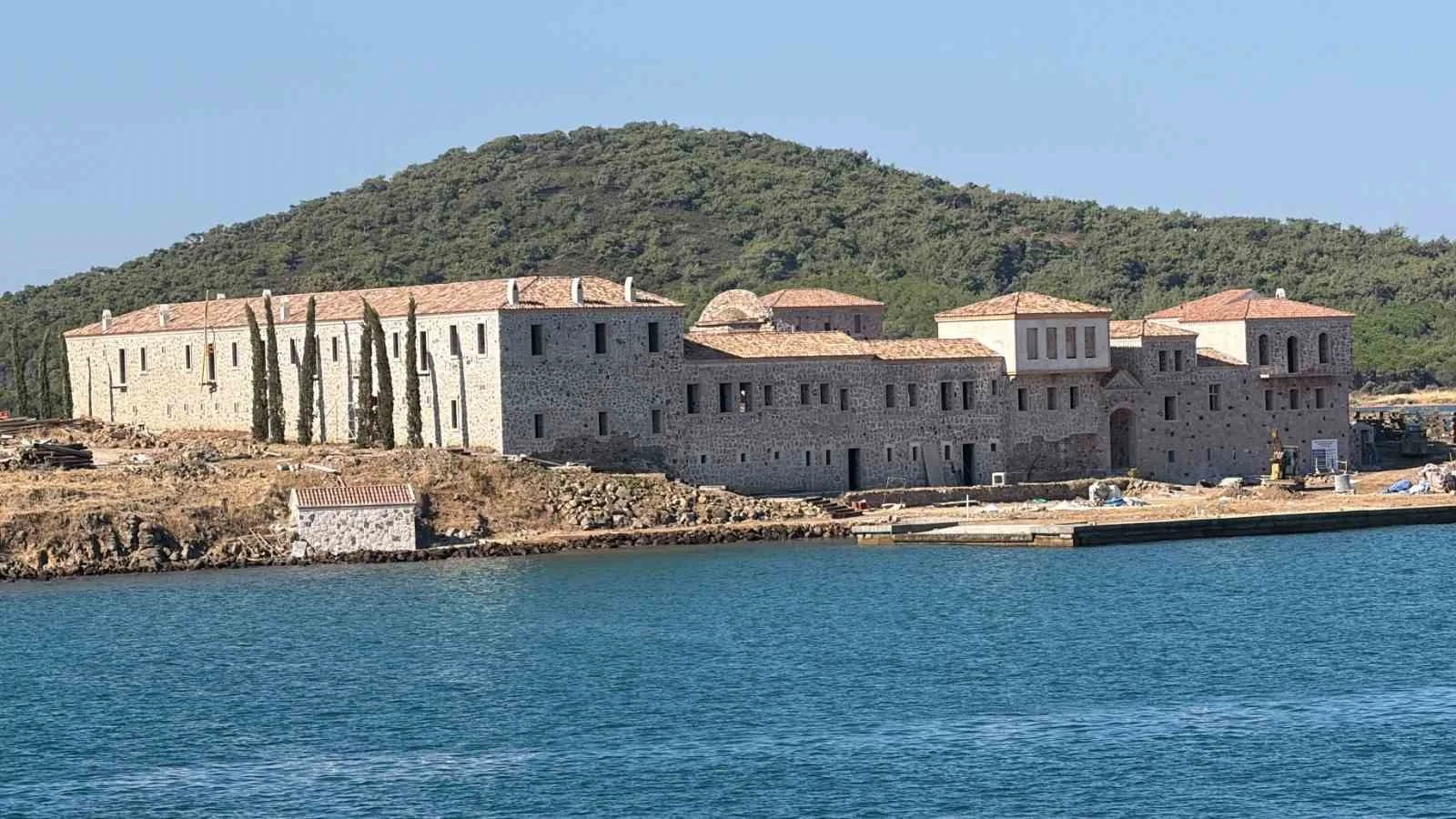 Tavuk Adası’nda sanatın ışıkları yanacak