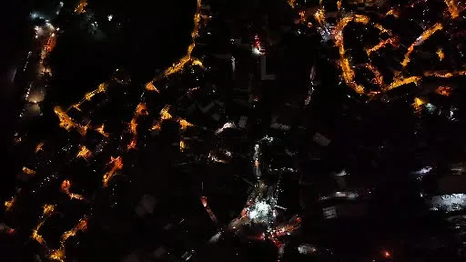 Sarıyer Ayazağa’da karanlığa gömülen mahalle böyle görüntülendi