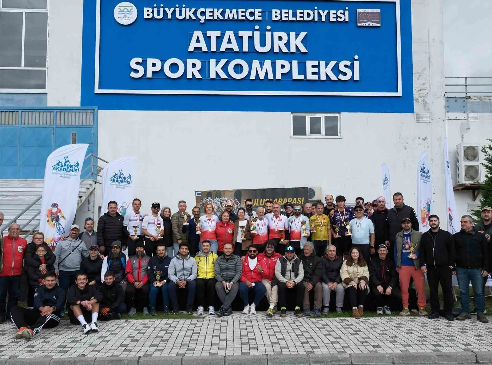 7. Uluslararası Ali Hüryılmaz Bisiklet Yarışı’nda pedallar zafer için döndü