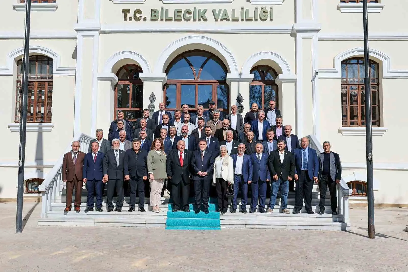 Vali Sözer, muhtarlarla bir araya geldi