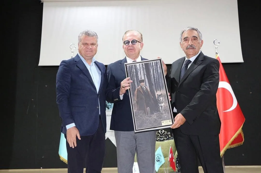 Prof. Dr. Cihat Yaycı’dan mavi vatan, Doğu Akdeniz ve Kıbrıs politikalarına ilişkin çarpıcı açıklamalar