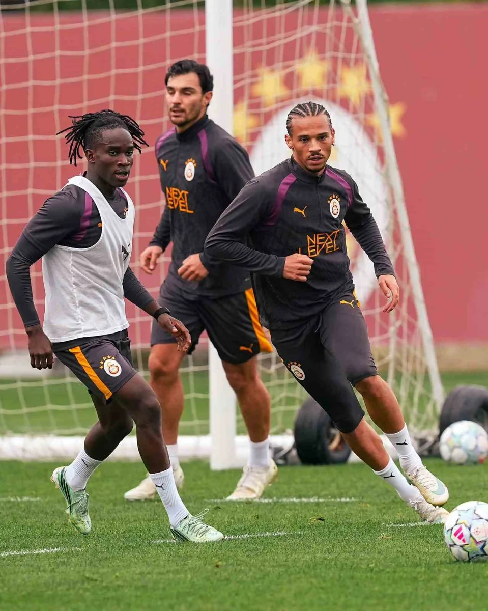 Galatasaray, Stuttgart maçı hazırlıklarına başladı